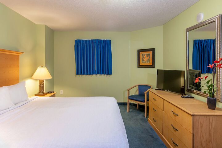 Room 12 of 66