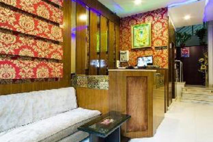 Hotel Kanhaiya Palace (1 Min Walk to Temple)