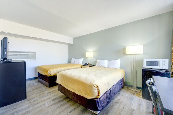 Room 21 of 41