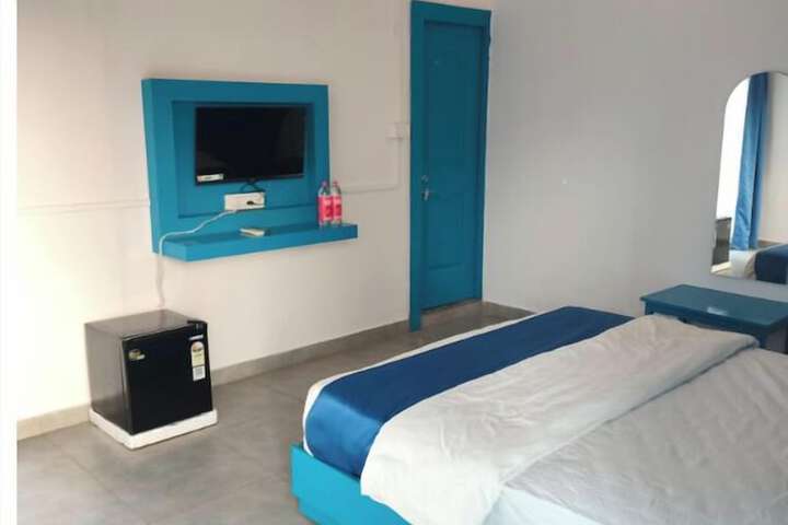 Room 9 of 23