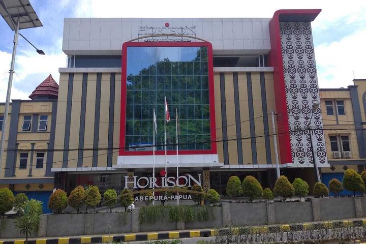 Exterior of Horison Abepura