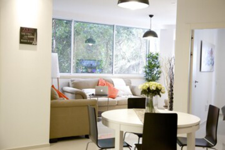 Room 15 of 26