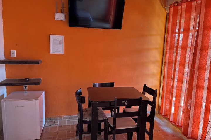Room 10 of 20