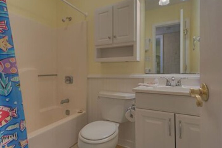 Room 3 of 26