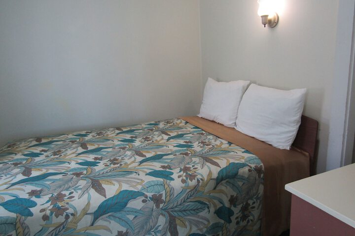 Room 41 of 219