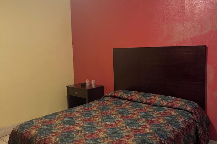 Room 2 of 13