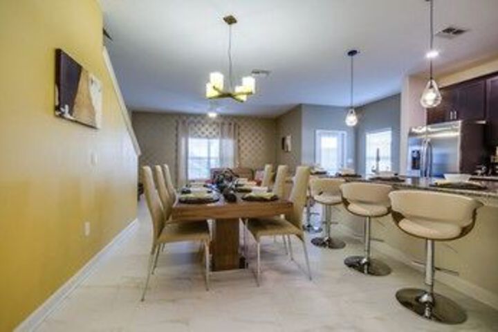 Room 12 of 24