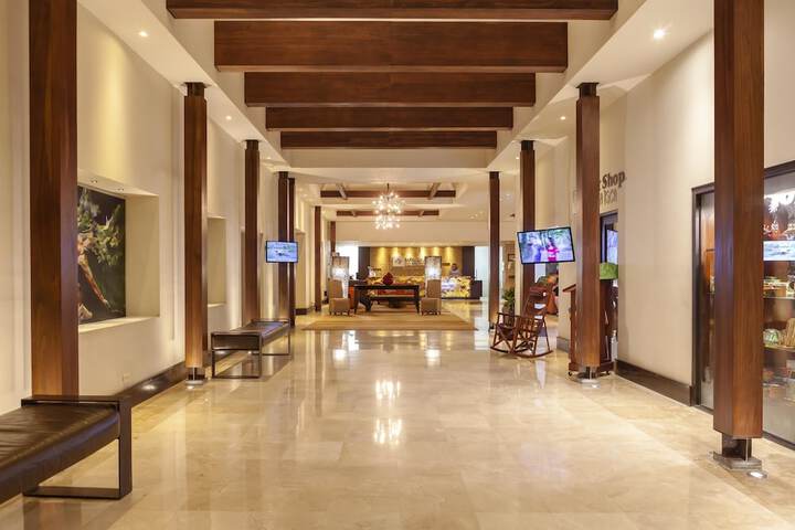 Lobby Photos