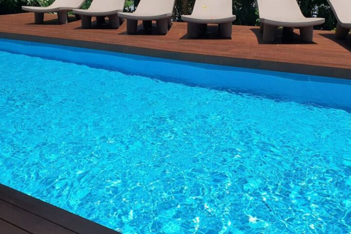 Pool 41 of 64