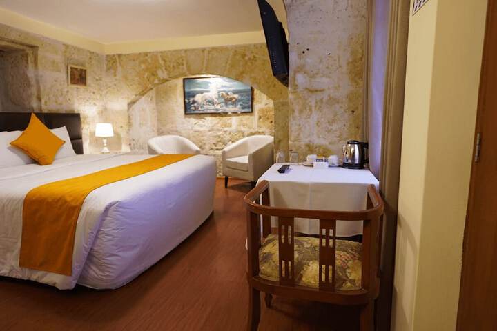 Room 9 of 72