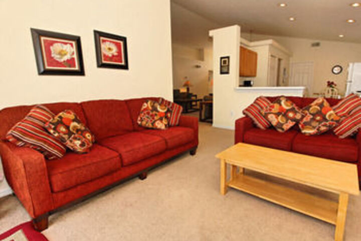 Room 324 of 380