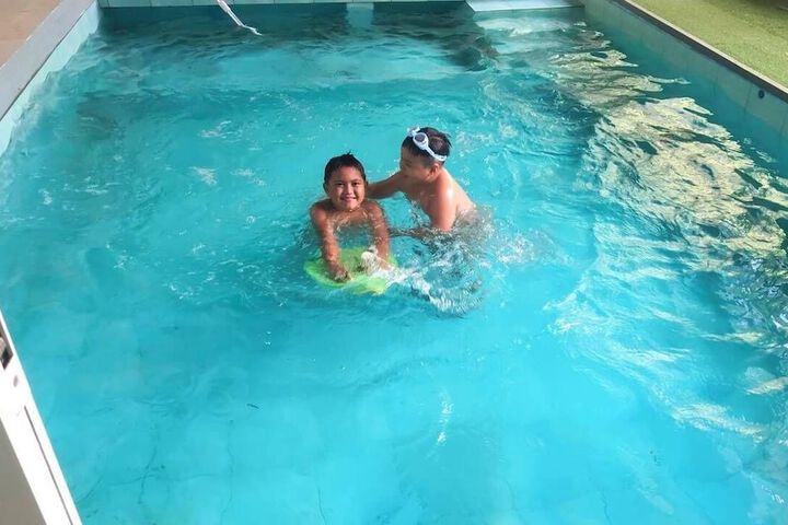 Pool 8 of 15