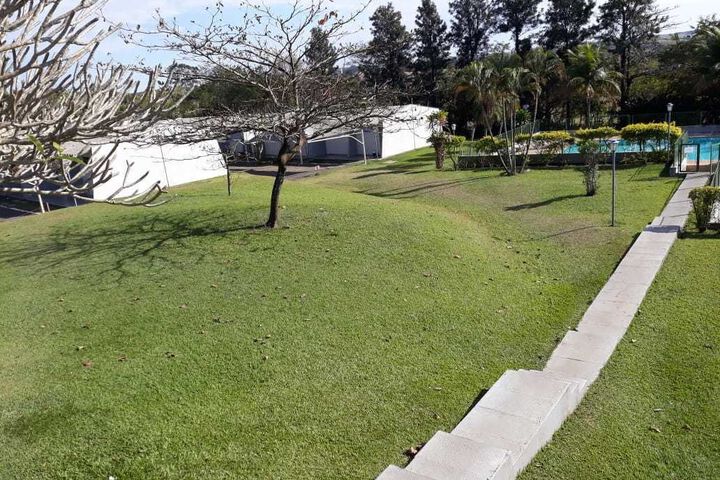 Property Grounds 18 of 24