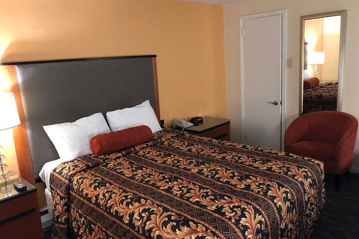 Room 36 of 49