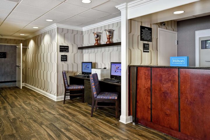 Business Center 46 of 47
