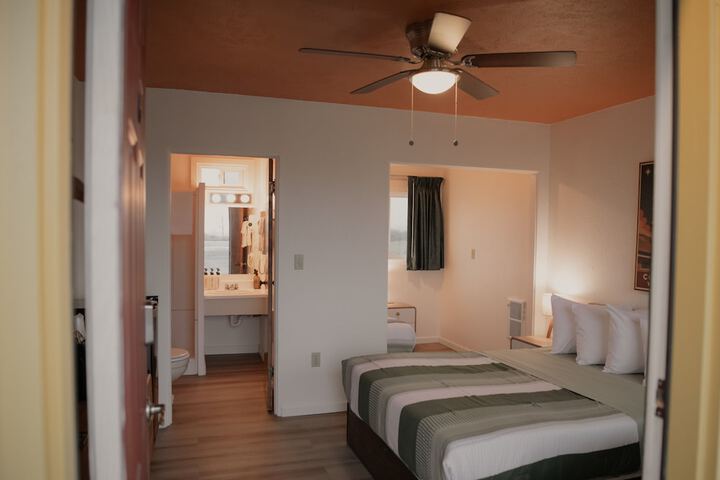 Room 8 of 41
