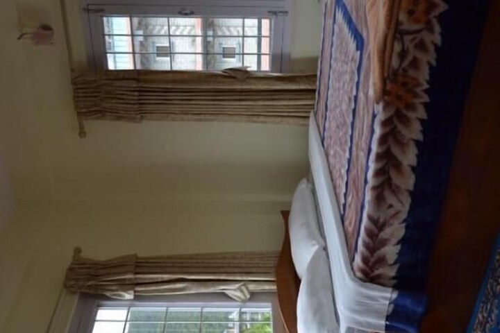 Room 14 of 35