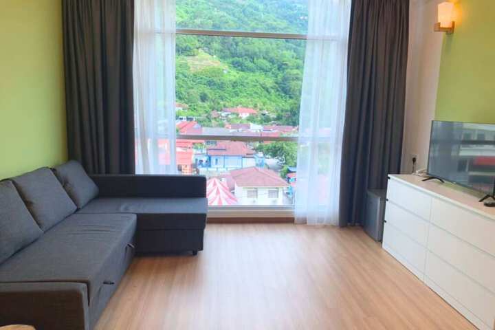 Room 4 of 34