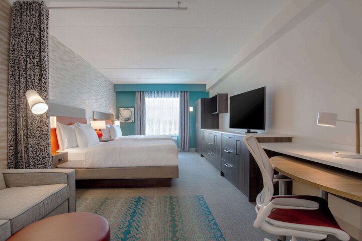 Room 8 of 37