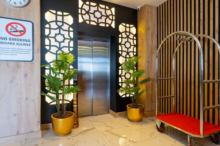 Hotel Interior 7 of 51