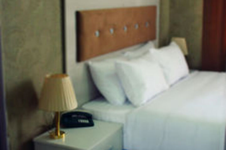 Room 8 of 21
