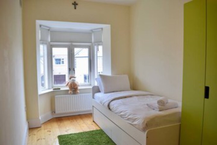 Room 15 of 26