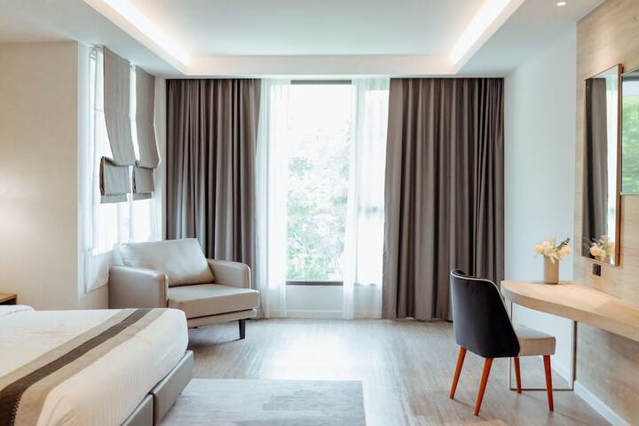 Room 12 of 49