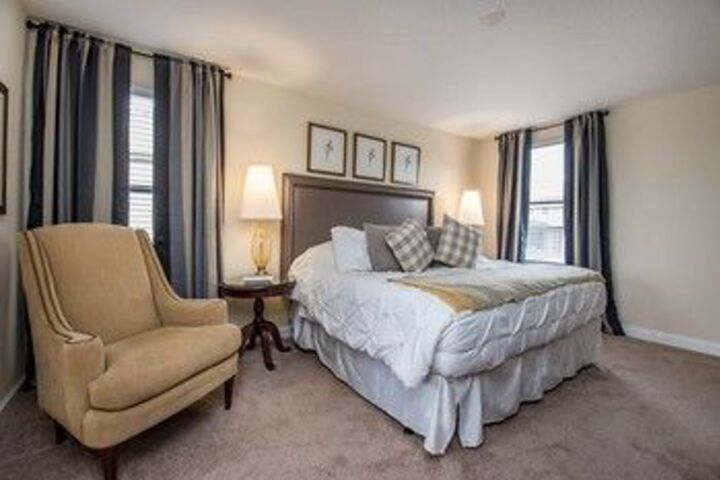 Room 9 of 23