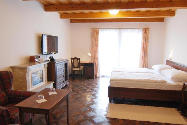 Hotel SHEYLYS
