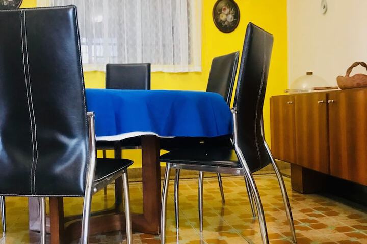 Room 13 of 31