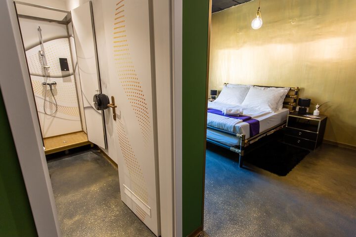 Room 47 of 91