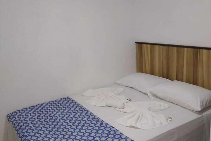 Room 5 of 79