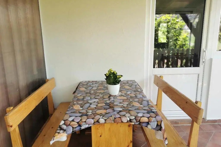 Terrace/Patio 6 of 9