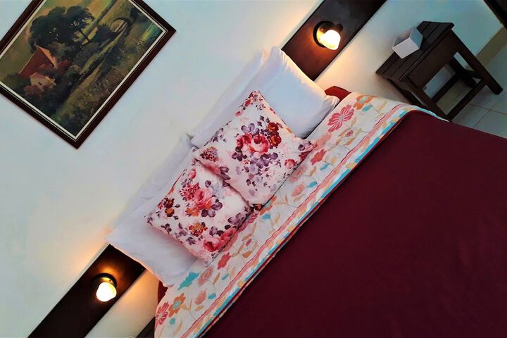 Room 11 of 74