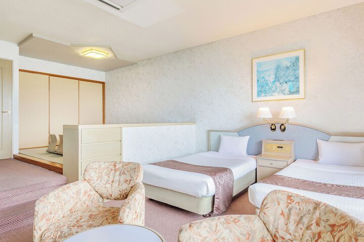 Room 8 of 46