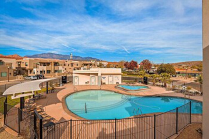 Pool 40 of 69