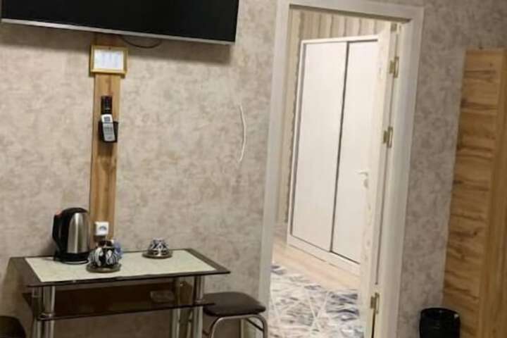 Room 24 of 29