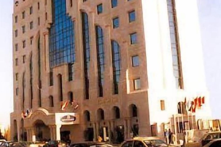 Dana Plaza