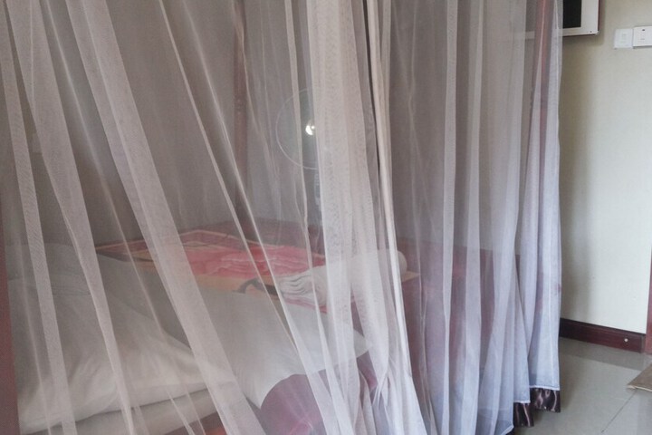 Room 19 of 78