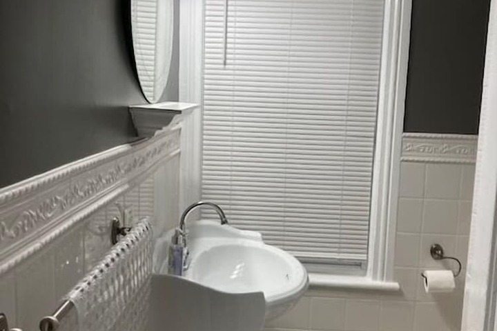 Room 48 of 53