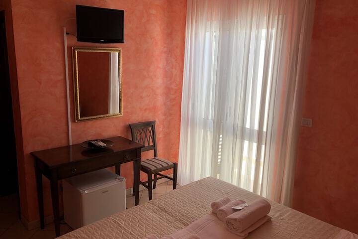 Room 48 of 53