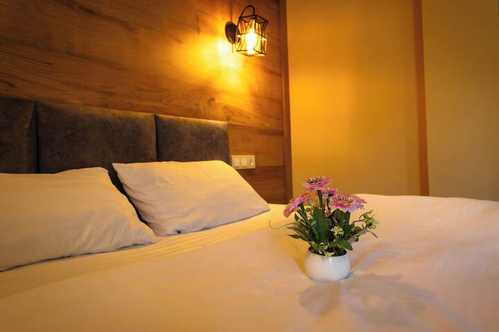 Room 16 of 43