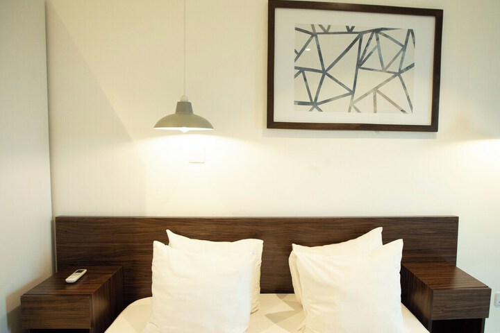 Room 36 of 158