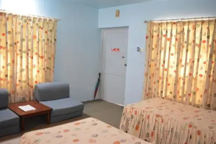 Room 4 of 21