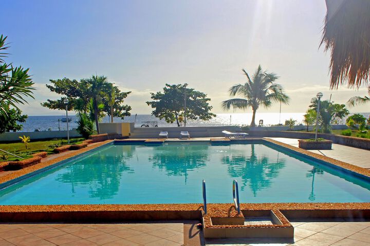 Hotel with Pool