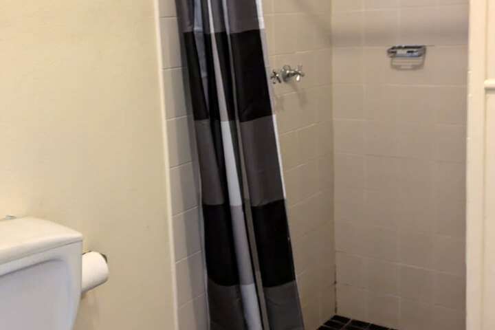 Room 18 of 25