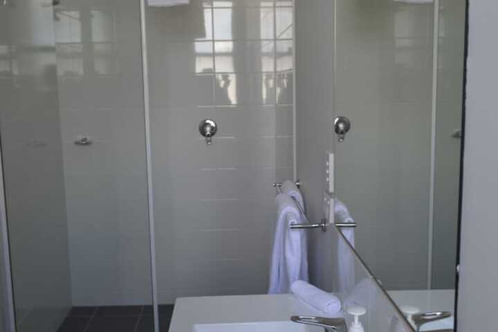 Room 17 of 25