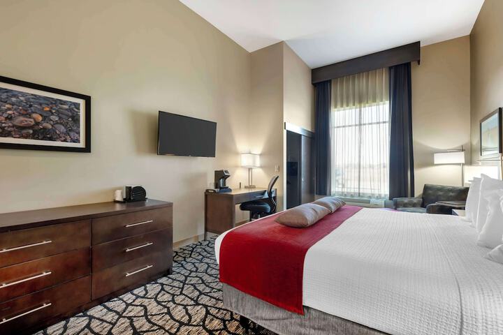 Room 15 of 52