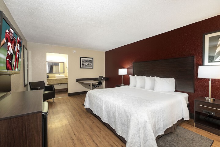 Standard | King Bed (16 of 17)