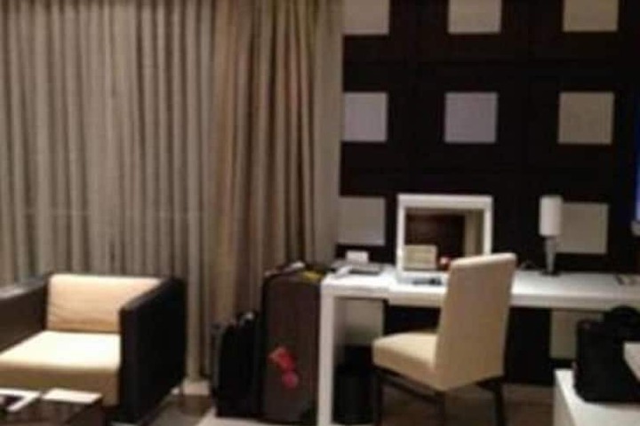Room 17 of 35